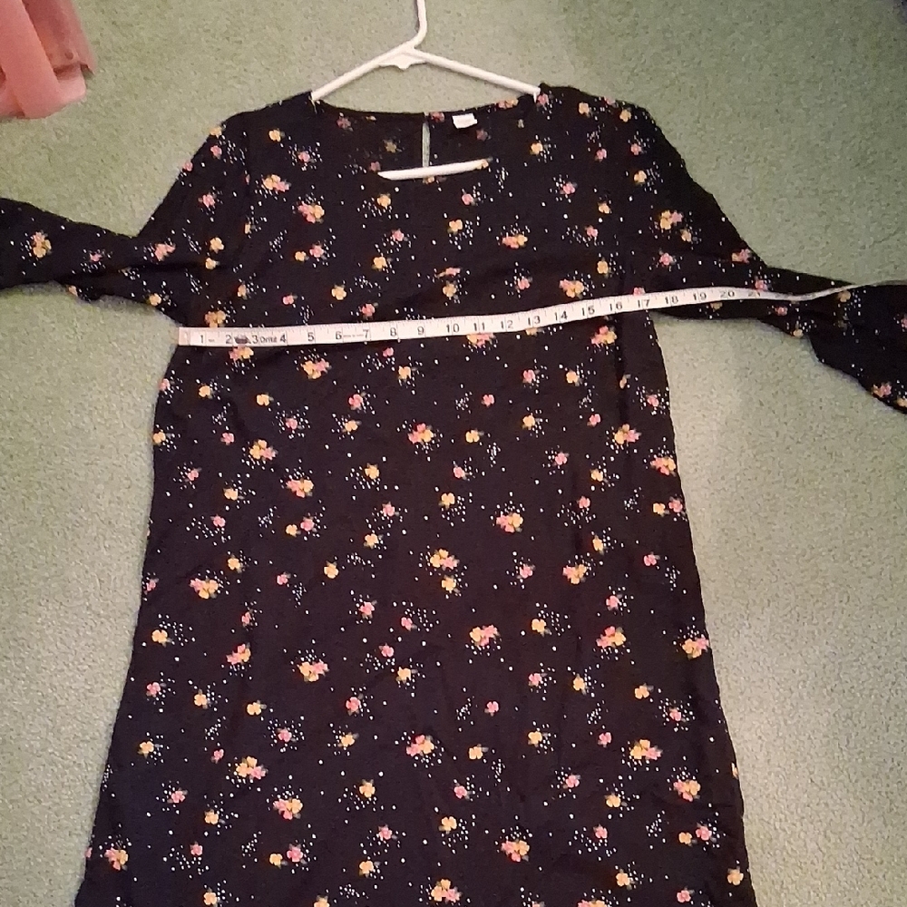 NWT Old Navy Black Floral Long Sleeve Dress